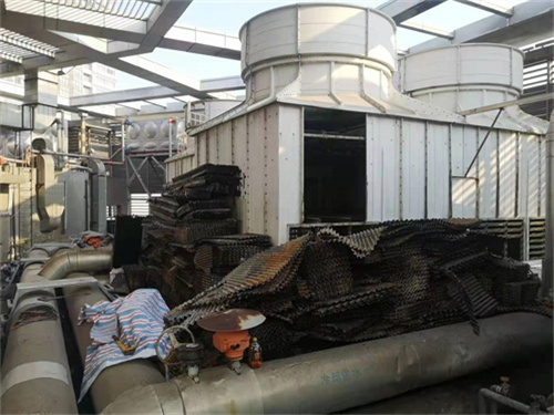 冷卻塔為何會冒白煙,發(fā)電廠冷卻塔冒白氣